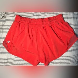 Hotty hot short 2.5” low rise